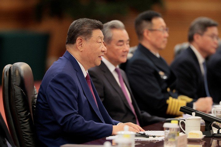 Phát biểu mở đầu cuộc hội đàm tại Đại lễ đường Nhân dân, Chủ tịch Trung Quốc nhấn mạnh rằng lợi ích chung giữa Trung Quốc và Mỹ lớn hơn những khác biệt, đồng thời khẳng định thành công của mỗi nước là cơ hội cho nước còn lại. Ông Tập cũng kêu gọi biến năm 2026 thành một dấu mốc mang tính lịch sử trong quan hệ Trung - Mỹ, “kế thừa quá khứ và mở ra tương lai”.