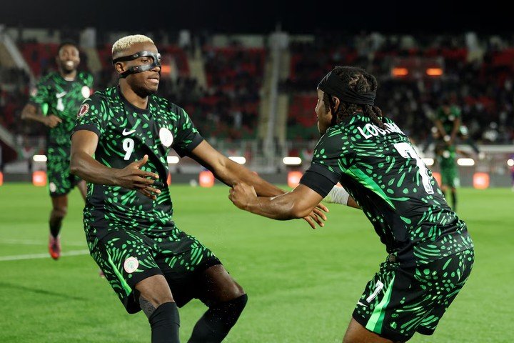 Lookman và Osimhen giúp Nigeria tiến vào tứ kết Cúp các quốc gia châu Phi. (Nguồn: Reuters)