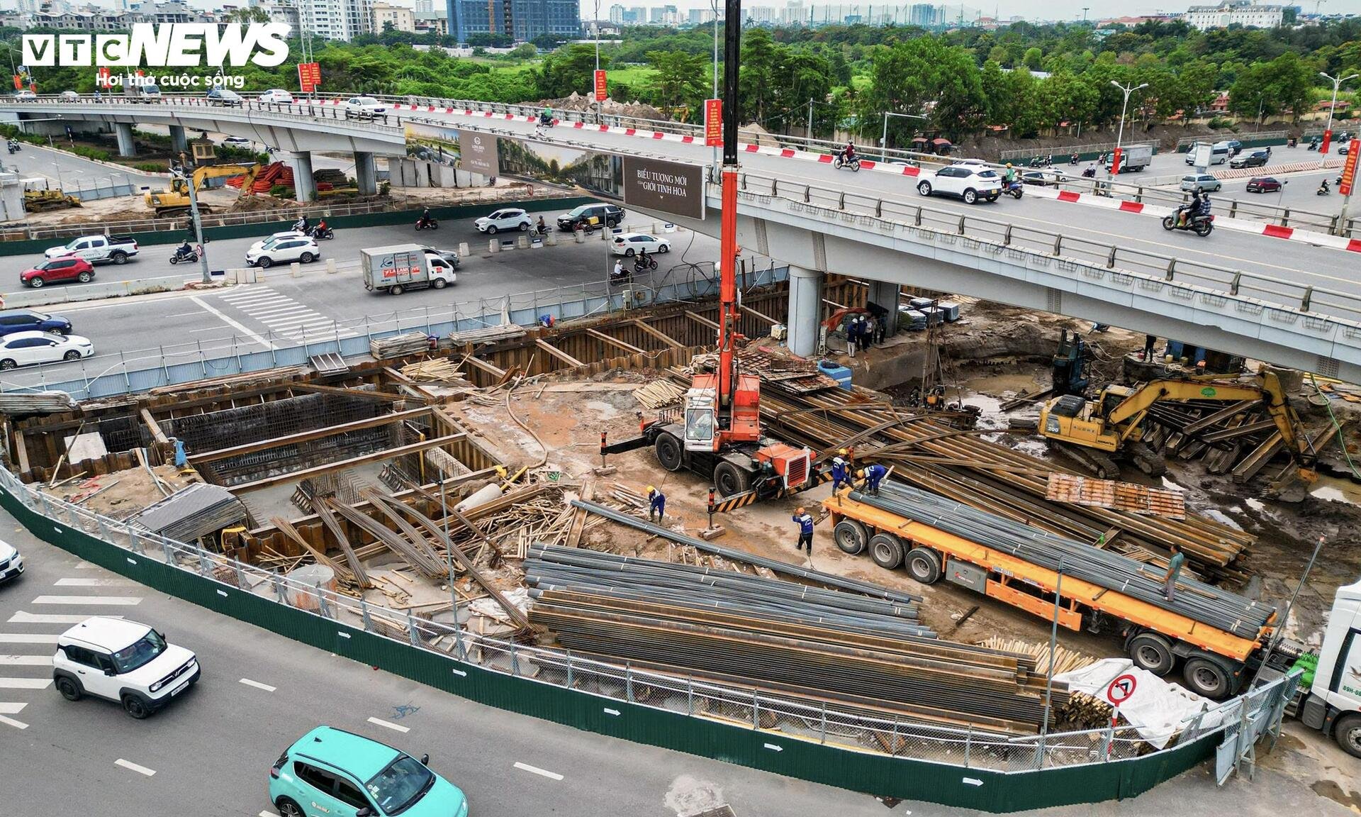 Công trường hầm chui gần 750 tỷ đồng dưới nút giao đông đúc phía Đông Hà Nội - 2