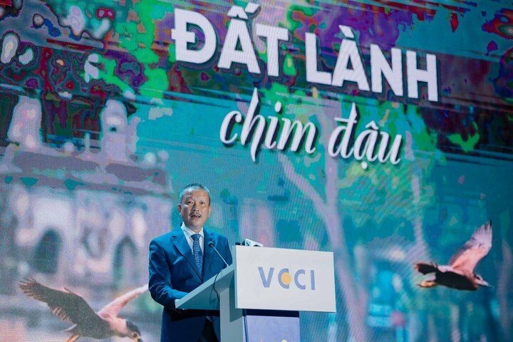 Theo ông Nguyễn Duy Hưng, khi môi trường kinh doanh được cải thiện và niềm tin thị trường được củng cố, doanh nghiệp sẽ mạnh dạn đầu tư, đổi mới sáng tạo và tham gia sâu hơn vào chuỗi giá trị toàn cầu.