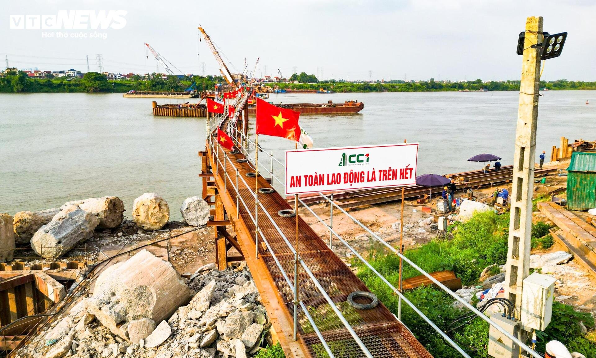 Hiện trạng cây cầu gần 4.900 tỷ đồng nối Hà Nội - Hưng Yên sau 9 tháng thi công - 2