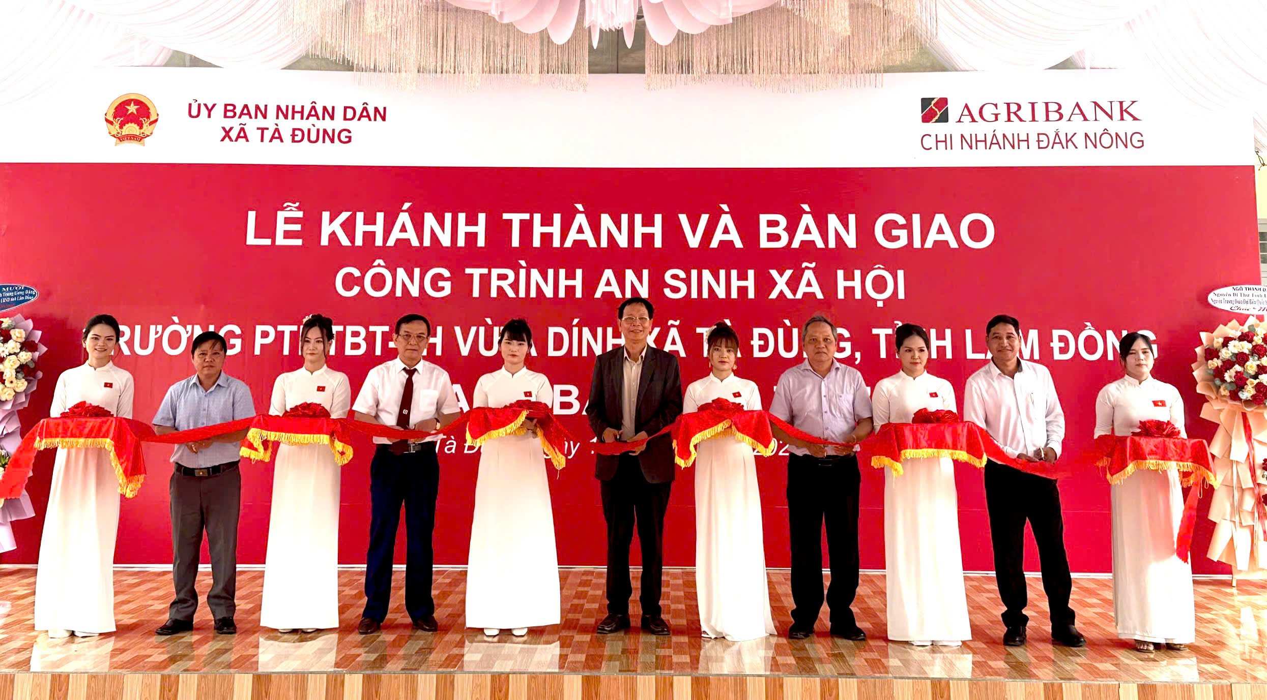 07-1780818453-agribank-lan-toa-van-hoa-doc-sach-khoi-nguon-tri-thuc-uom-mam-tuong-lai