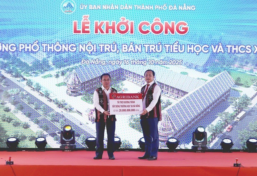 07-1780818453-agribank-lan-toa-van-hoa-doc-sach-khoi-nguon-tri-thuc-uom-mam-tuong-lai
