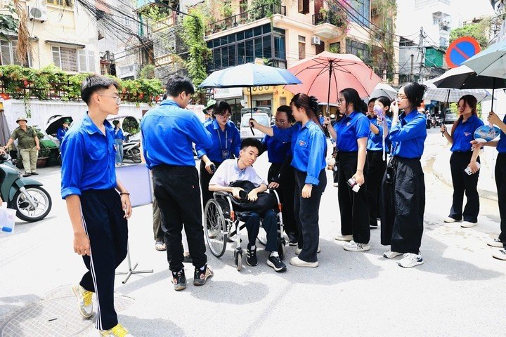 10-1781086404-hon-12-trieu-si-tu-hoan-tat-thu-tuc-san-sang-cho-ky-thi-tot-nghiep-thpt-2026