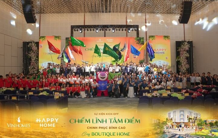Hơn 600 chuyên viên kinh doanh có mặt tại sự kiện, thể hiện sức nóng của Boutique Home Tràng Cát.