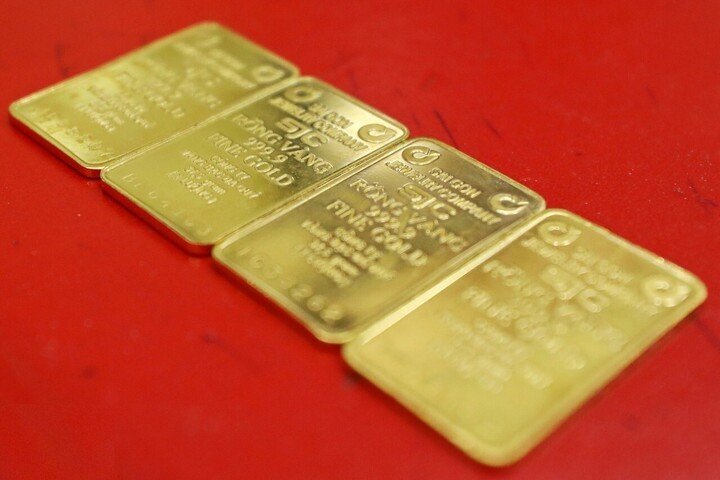 Giá vàng trong nước tăng 5,5 triệu đồng/lượng. (Ảnh: Minh Đức).