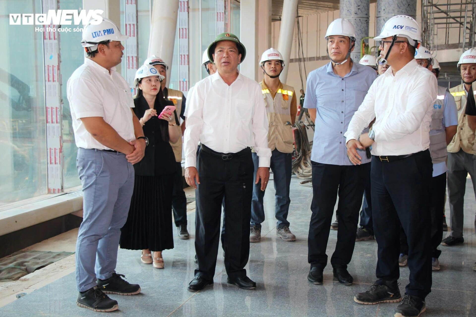 Hình ảnh mới nhất bên trong đại công trường sân bay Long Thành - 1