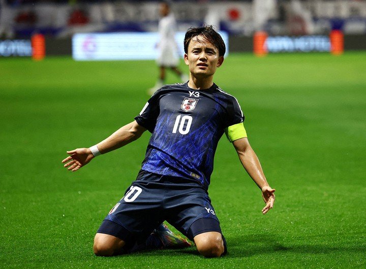 14-1781398512-nhat-ban-mo-vo-dich-world-cup-hlv-troussier-noi-thang-hien-thuc