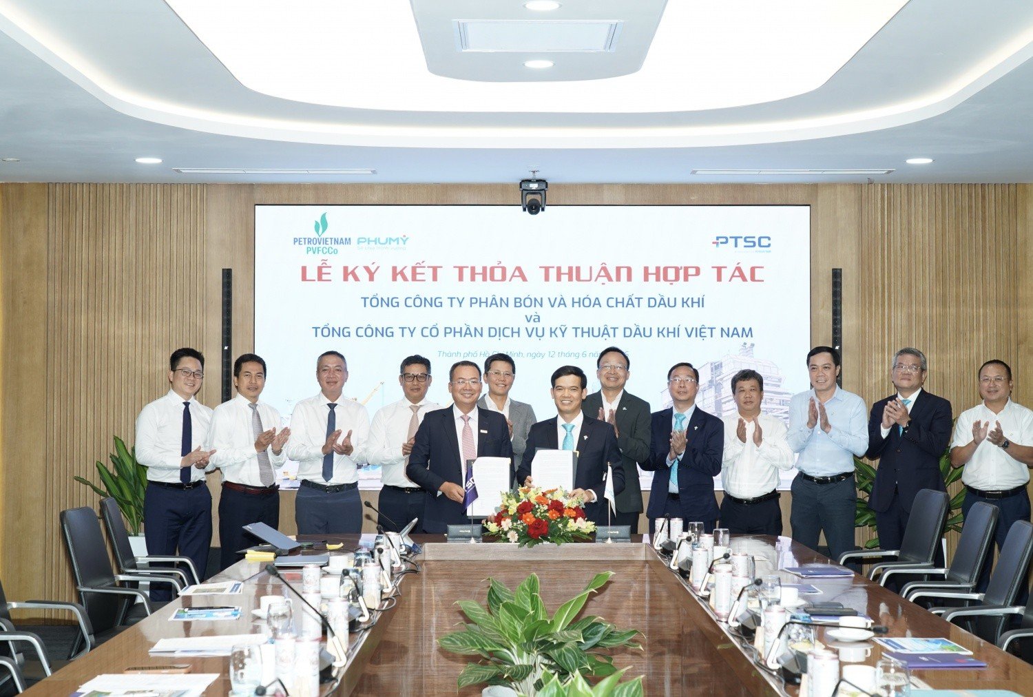PVFCCo và PTSC tăng cường liên kết trong hệ sinh thái Petrovietnam
