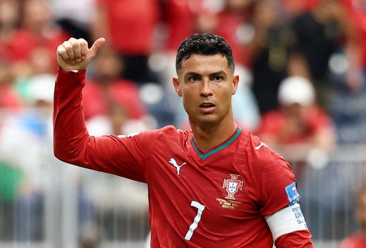 Ronaldo là cầu thủ đầu tiên và duy nhất ghi bàn ở 6 kỳ World Cup liên tiếp. (Ảnh: Reuters)