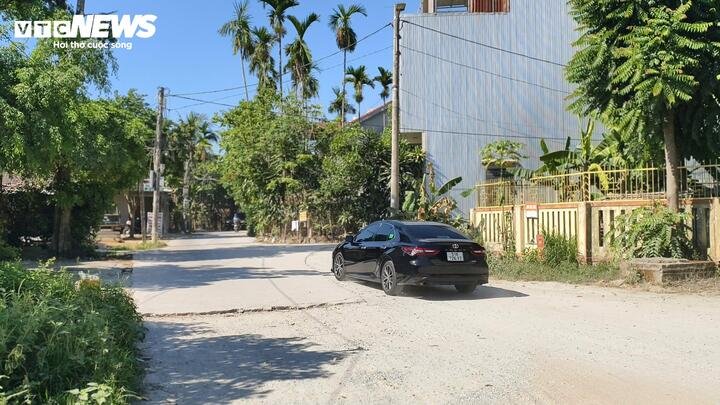 Đến năm 2020, UBND tỉnh Quảng Ngãi lại chuyển giao dự án cho TP Quảng Ngãi cũ làm chủ đầu tư (thi công đoạn tuyến từ Ngô Sỹ Liên đến Hai Bà Trưng). Lúc này, TP Quảng Ngãi cũ chia dự án làm 10 gói thầu, trong đó có 2 gói thầu xây lắp.