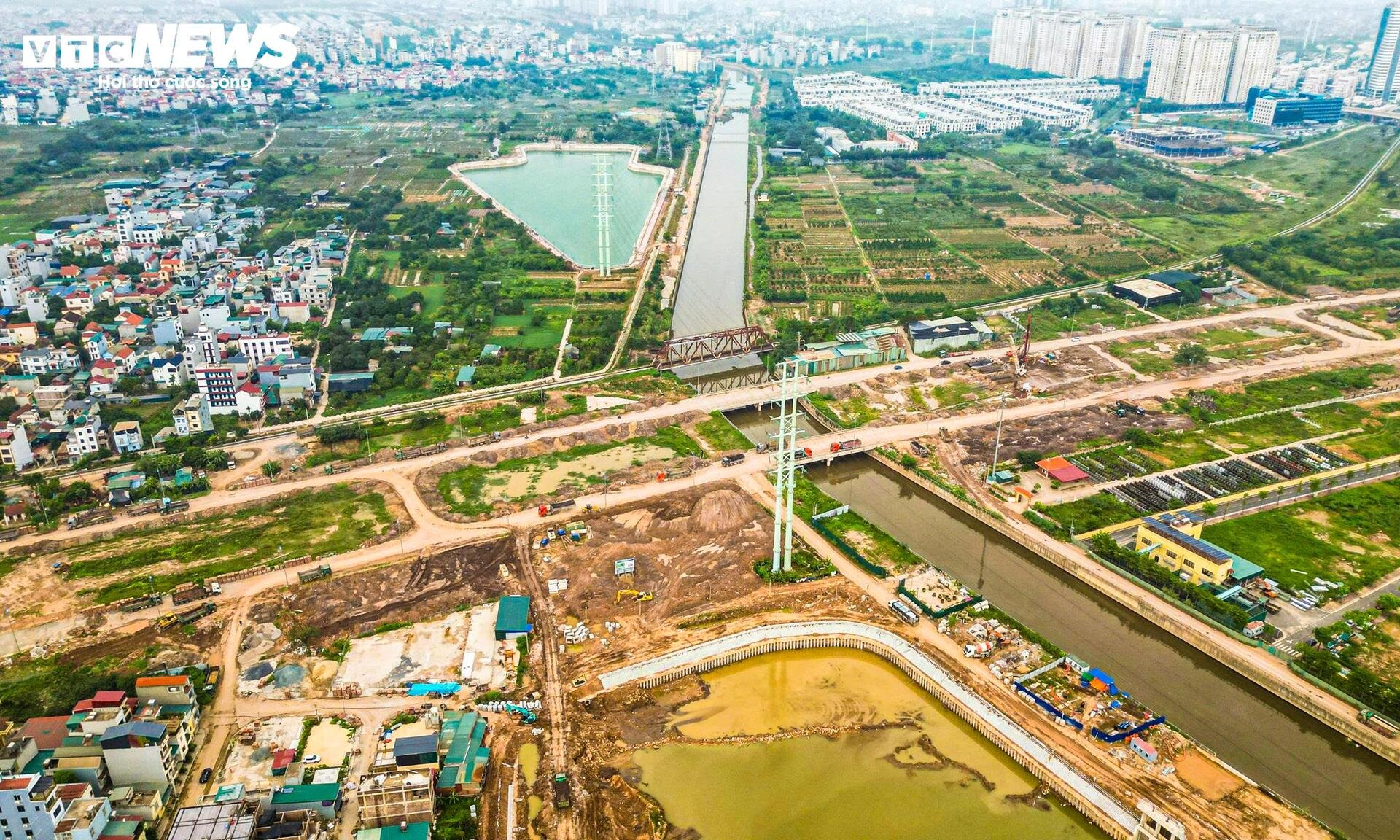 Hà Nội đưa vào vận hành nhiều công trình chống ngập trước mùa mưa - 1