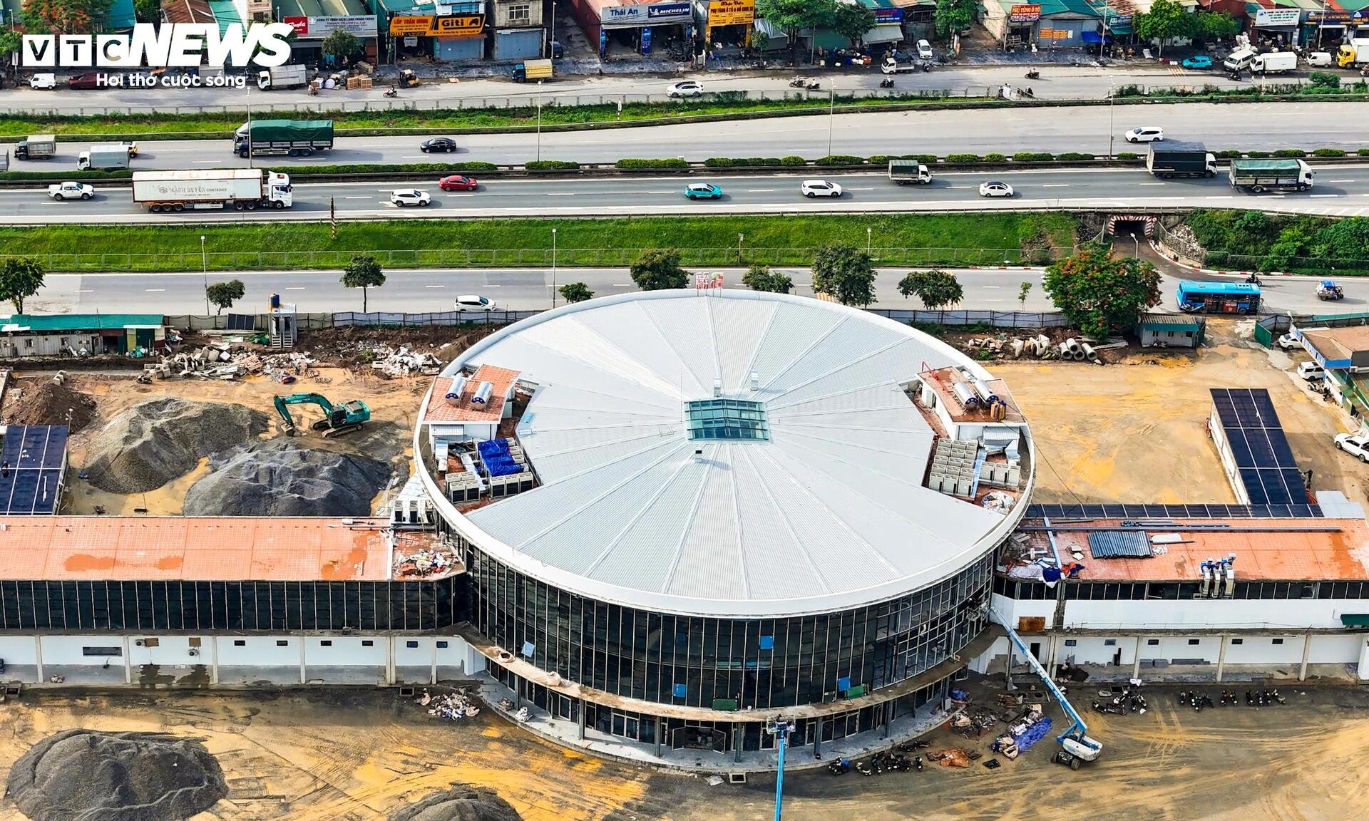 Toàn cảnh bến xe thứ 7 ở Hà Nội trước ngày khai thác - 6