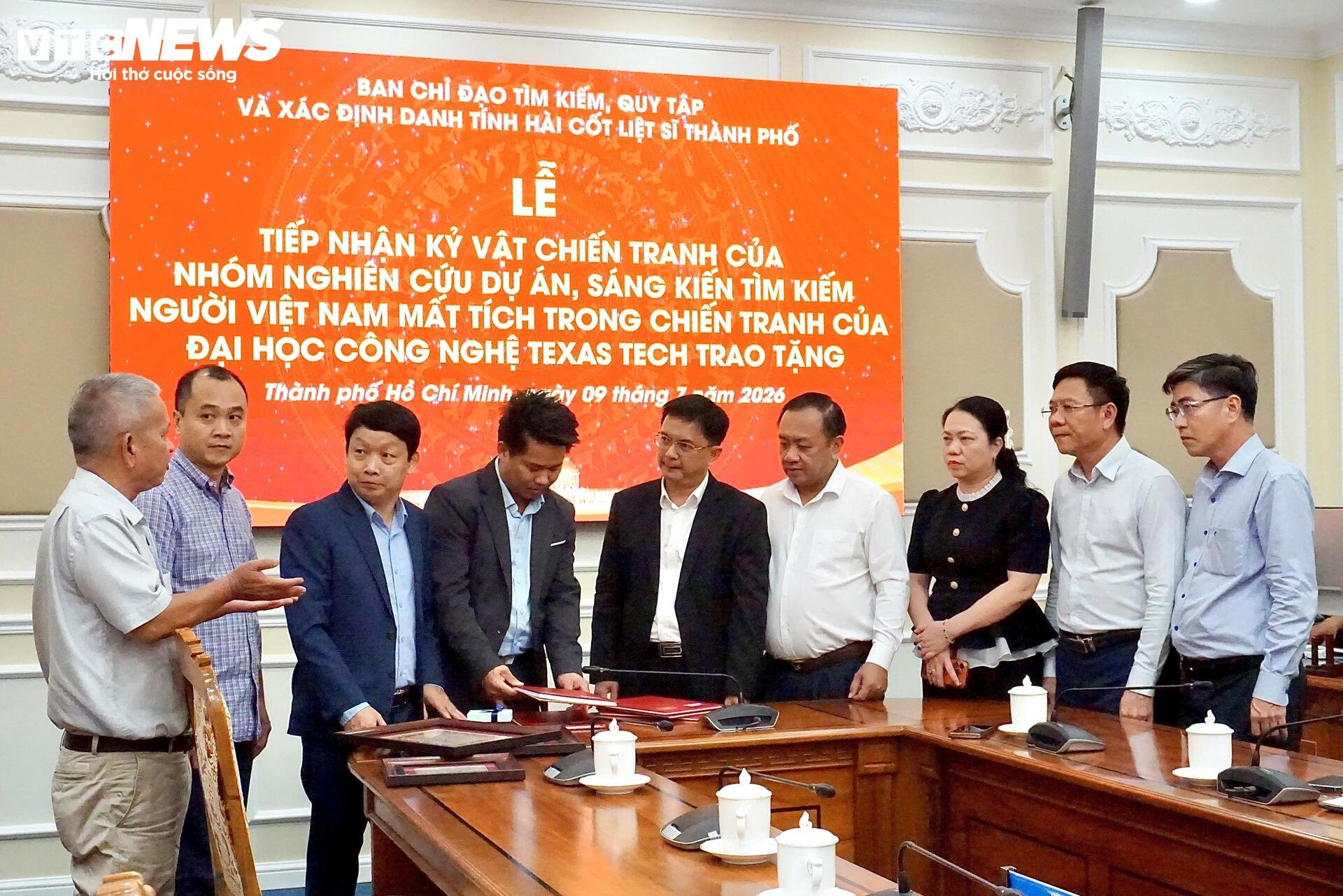 Hơn 30 năm giải mã dấu tích hố chôn liệt sĩ dưới lòng Công viên Lê Thị Riêng - 5