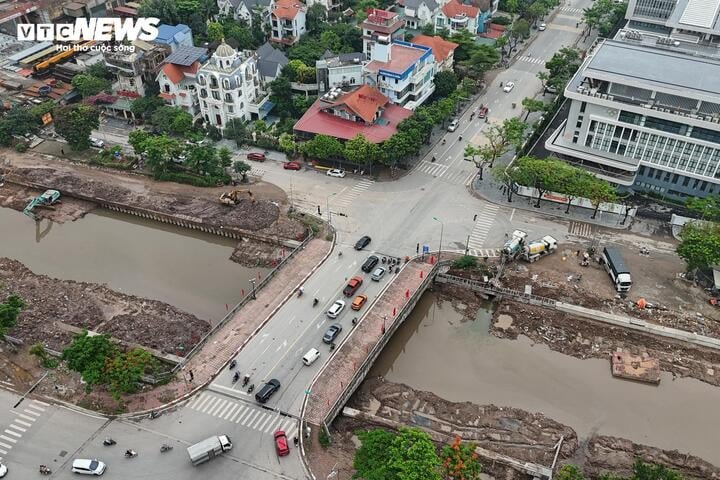 Đoạn còn lại dài khoảng 1,8km, nối từ Quốc lộ 1A đến trạm bơm Yên Sở.