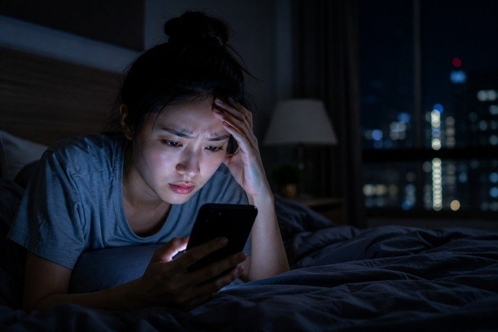 Cảm giác tự do ngắn ngủi phải trả bằng những đêm thiếu ngủ kéo dài.