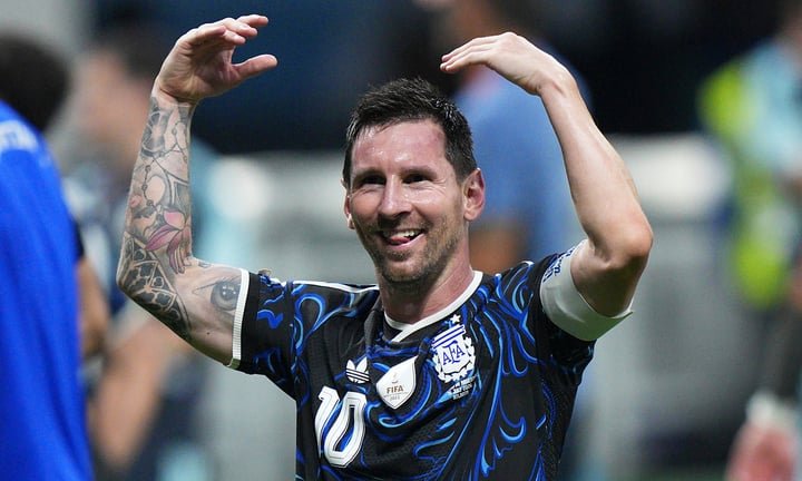Messi cùng Argentina vào chung kết World Cup 2 lần liên tiếp. (Ảnh: AP)