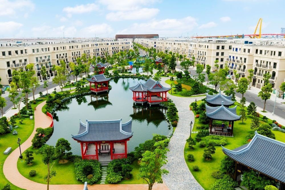 “Dòng người thật - cuộc sống thật” nâng giá trị bất động sản Vinhomes Royal Island