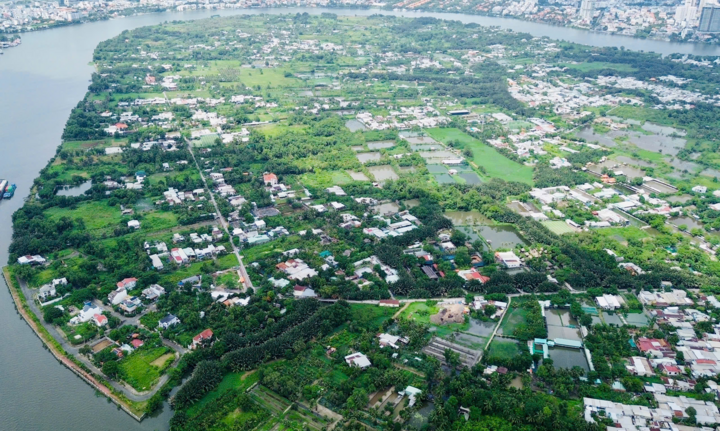 Bán đảo Thanh Đa là một trong những khu vực đặc biệt nhất của TP.HCM, nằm ngay khu trung tâm, bao quanh bởi sông Sài Gòn, là mảng xanh lớn nhất hiện nay.