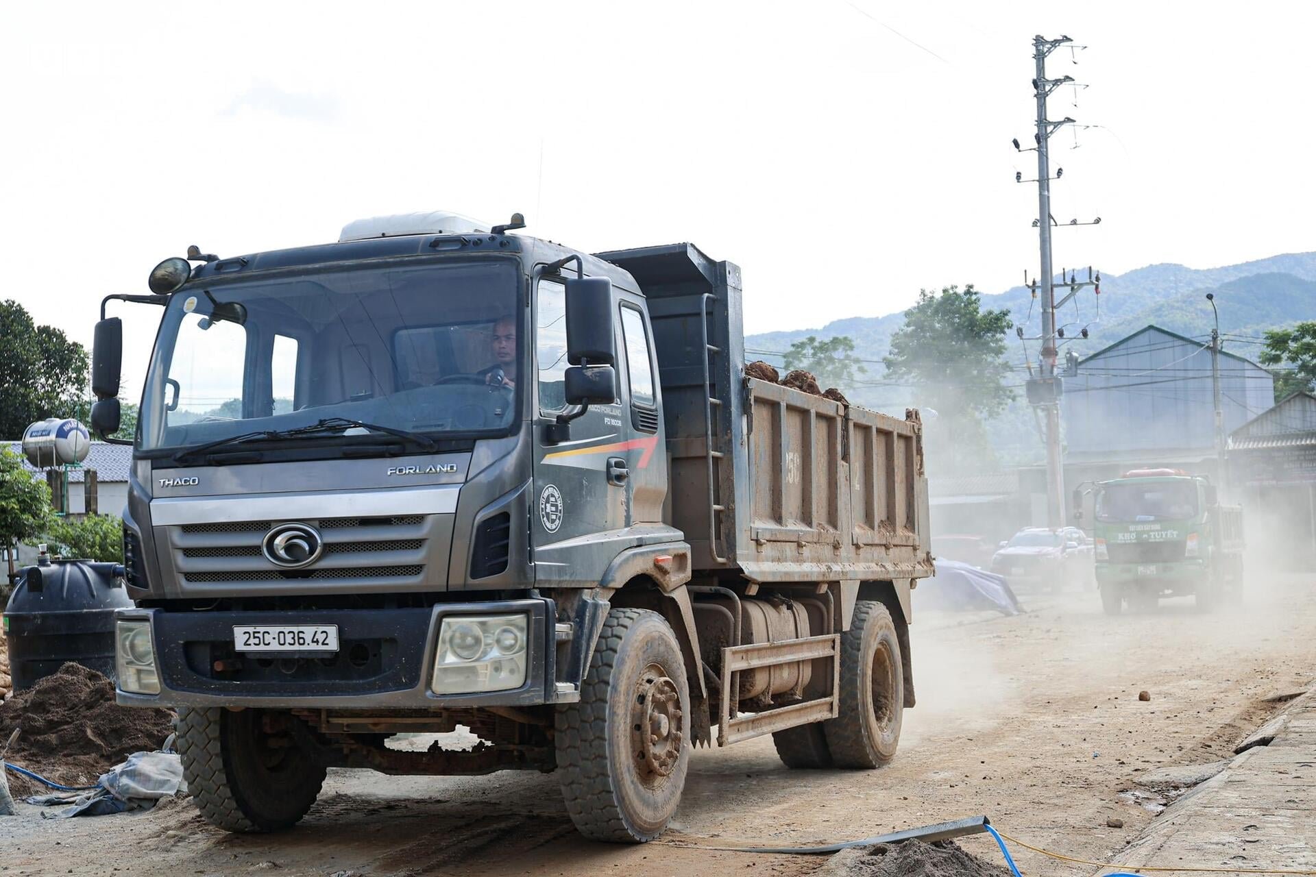 Chạy đua dựng 24 căn nhà sau trận lũ kinh hoàng ở Lai Châu, quyết xong trước 2/9 - 13