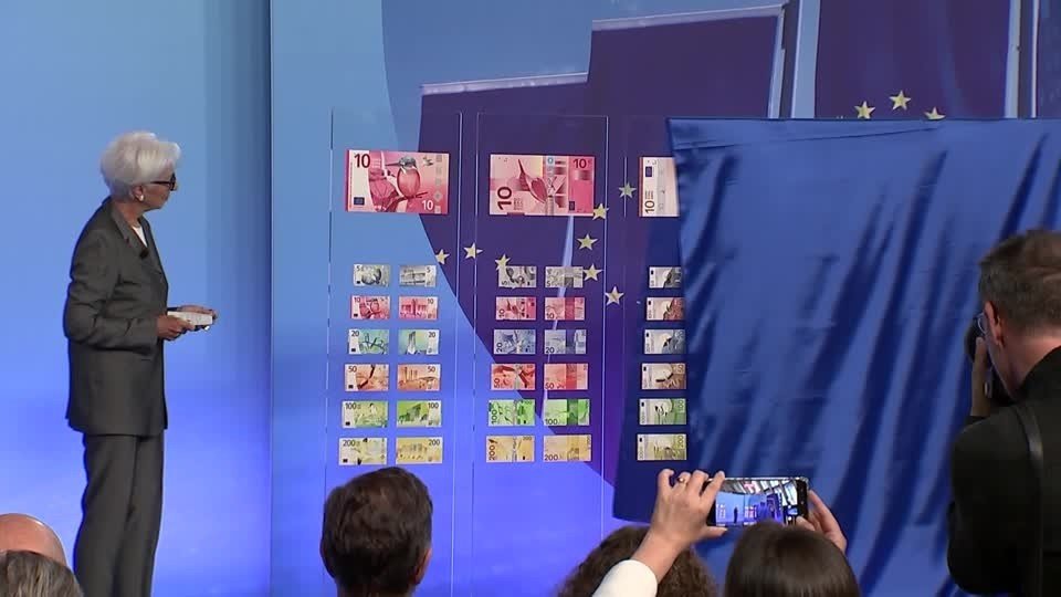 tien-euro-moi.jpg