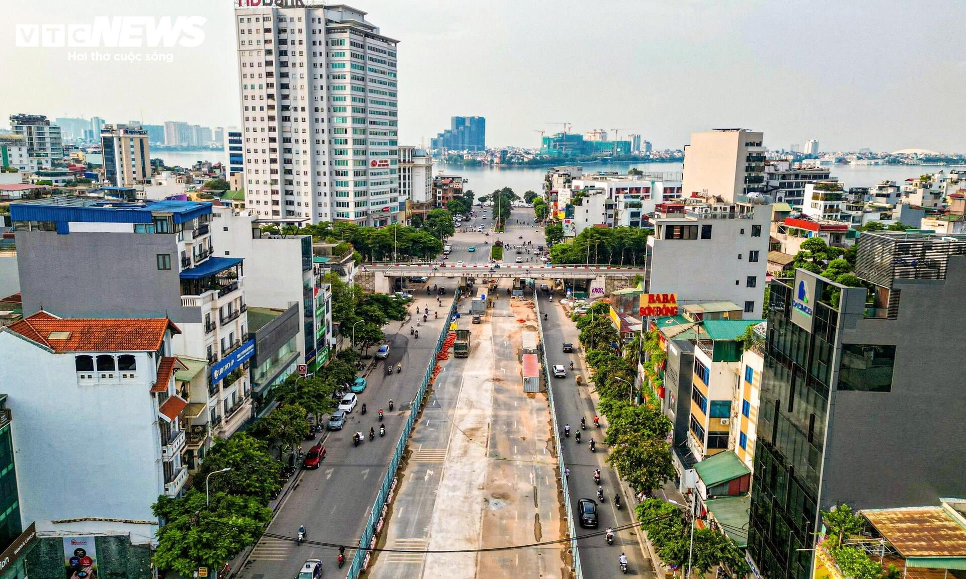 Cận cảnh đại công trường thi công nhà ga metro số 5 giữa trung tâm Hà Nội - 11