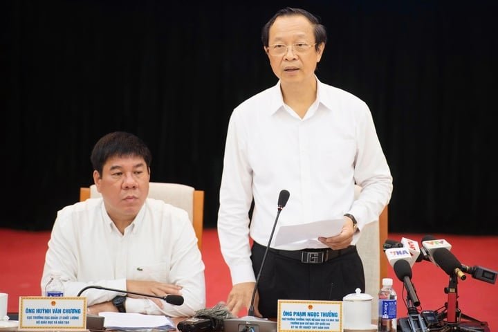 05-1785898296-thi-lai-tat-ca-cac-mon-voi-328-thi-sinh-truong-thpt-chuyen-tuyen-quang