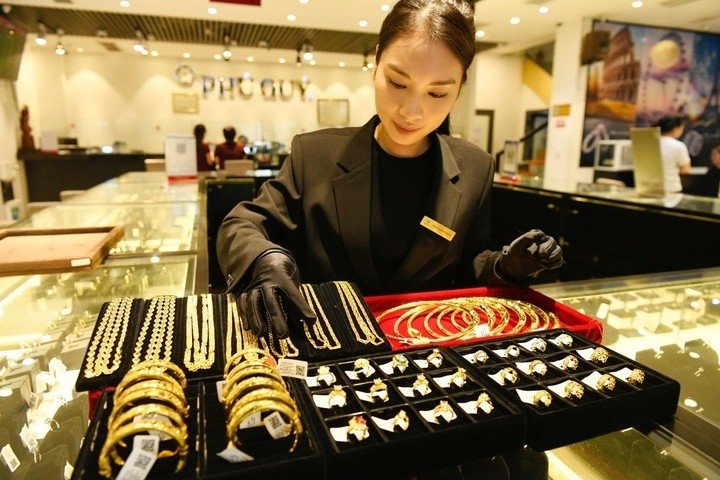 Giá vàng hôm nay tiếp tục đi lên. (Ảnh: Minh Đức).