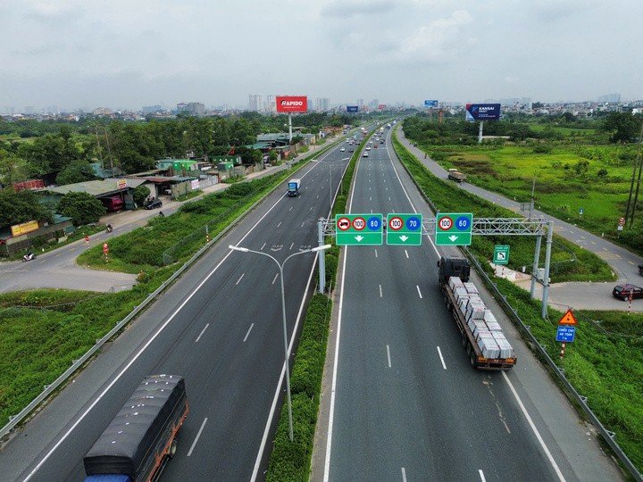 Tuyến cao tốc Hà Nội - Hải Phòng.