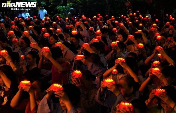 12-1786521784-nguyen-nhan-mien-bac-nang-nong-gan-40c-giua-tiet-lap-thu