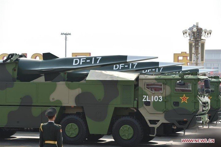Tên lửa siêu thanh DF-17 của Trung Quốc. Ảnh China Military Online