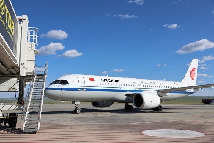 Theo Tân Hoa Xã, C919 là máy bay phản lực thân hẹp đầu tiên do Trung Quốc tự phát triển, đáp ứng các tiêu chuẩn an toàn hàng không quốc tế và được đăng ký quyền sở hữu trí tuệ độc lập. (Ảnh: China Daily)