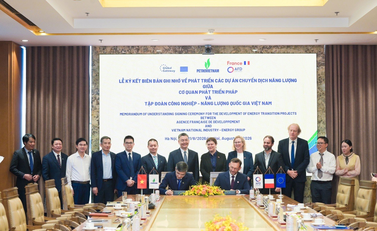 Petrovietnam và AFD ký kết Biên bản ghi nhớ (MOU) về hợp tác phát triển các dự án chuyển dịch năng lượng.
