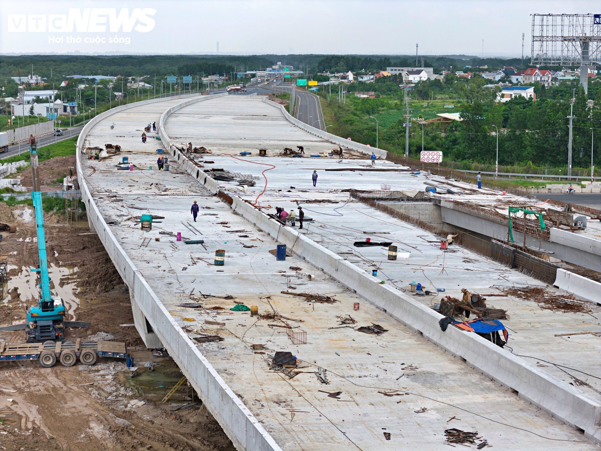 Diện mạo cao tốc Bến Lức - Long Thành trước ngày thông xe - 10