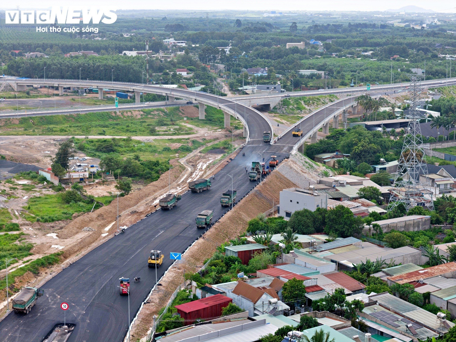 Tăng tốc thi công siêu nút giao 2 cao tốc kết nối với sân bay Long Thành - 3