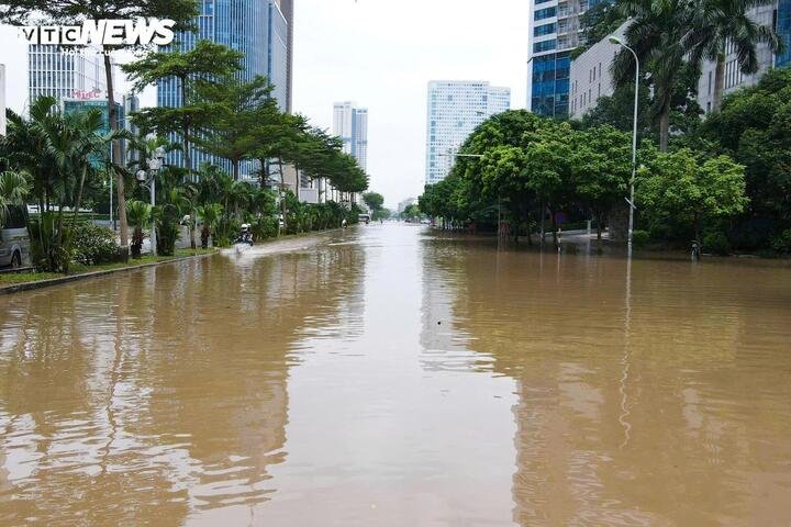 Sau mưa lớn, loạt 'rốn ngập' Hà Nội không còn cảnh nước dâng cao - 22