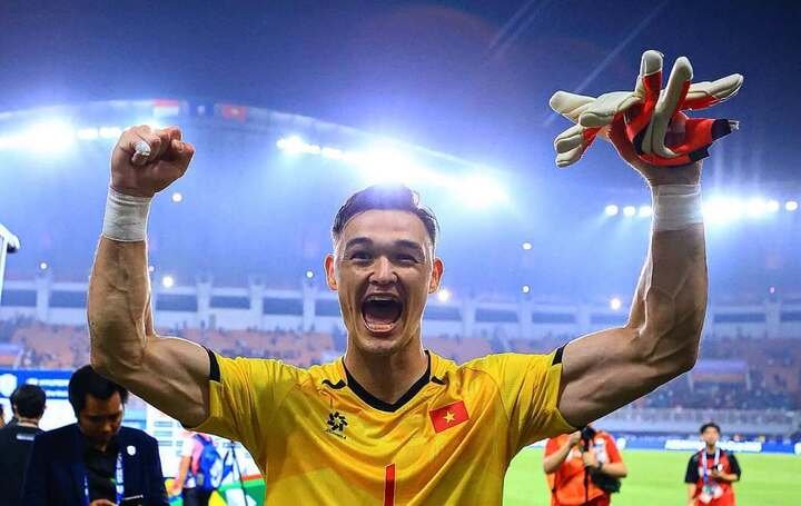 Lê Giang Patrik thi đấu xuất thần.
