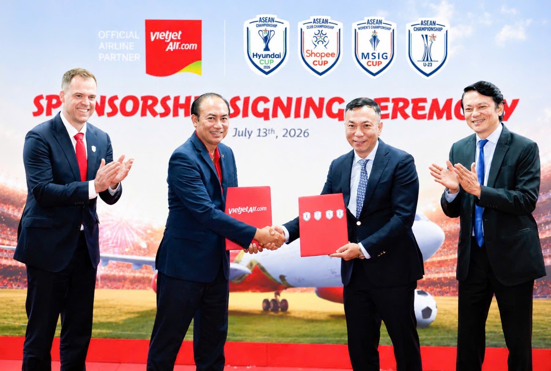 23-1787470460-vietjet-va-vikki-tiep-lua-sac-do-ruc-khan-dai-viet-nam-thang-thuyet-phuc-thai-lan-2-0