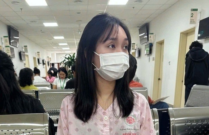 Chị Thìn phát hiện túi phình động mạch não và phải đặt stent ở tuổi 30. (Ảnh: NVCC)