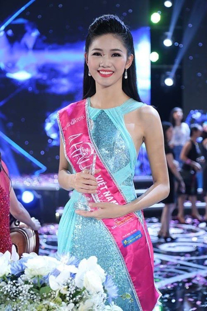 Á hậu Thanh Tú.