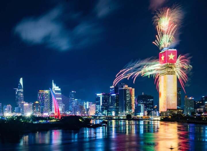 TP.HCM bắn pháo hoa tại 7 điểm vào tối 2/9. (Ảnh: IFC Marina)