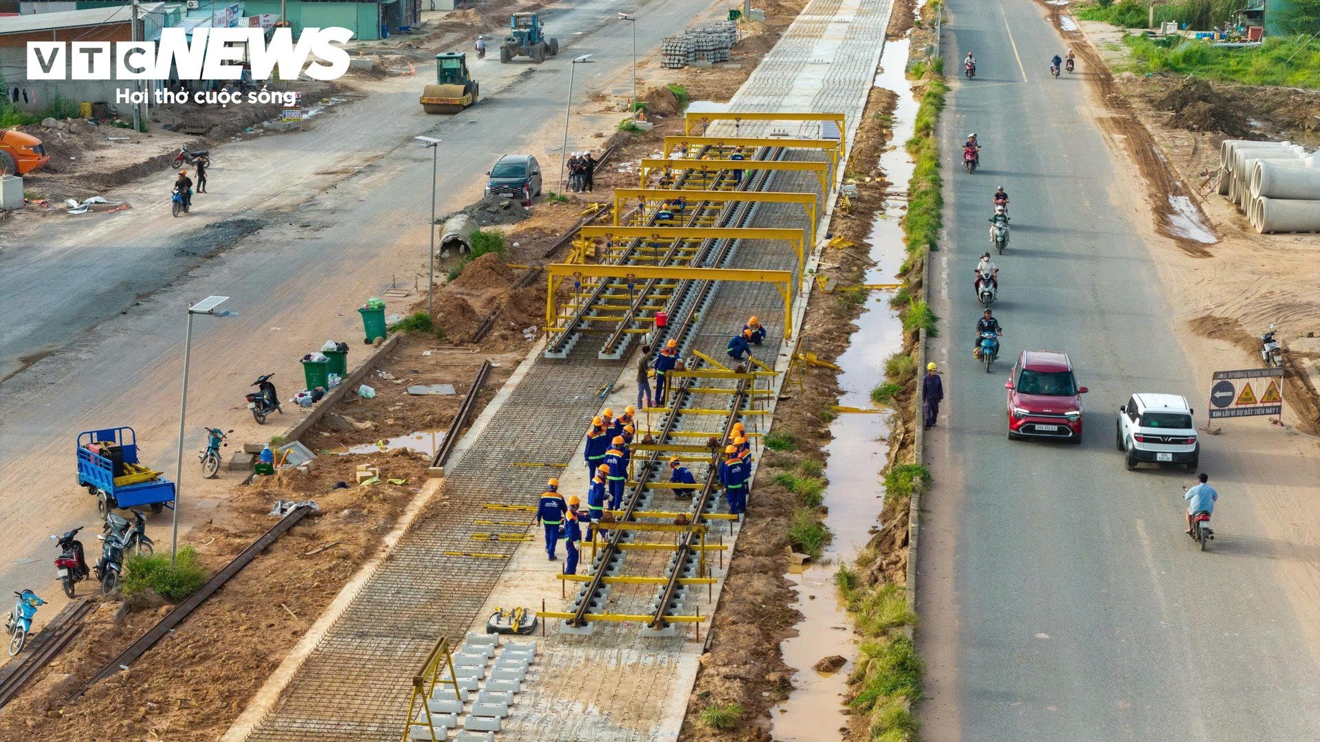 Hơn 15.500 kỹ sư, công nhân làm việc xuyên lễ 2/9 tại đại công trình APEC 2027 - 11