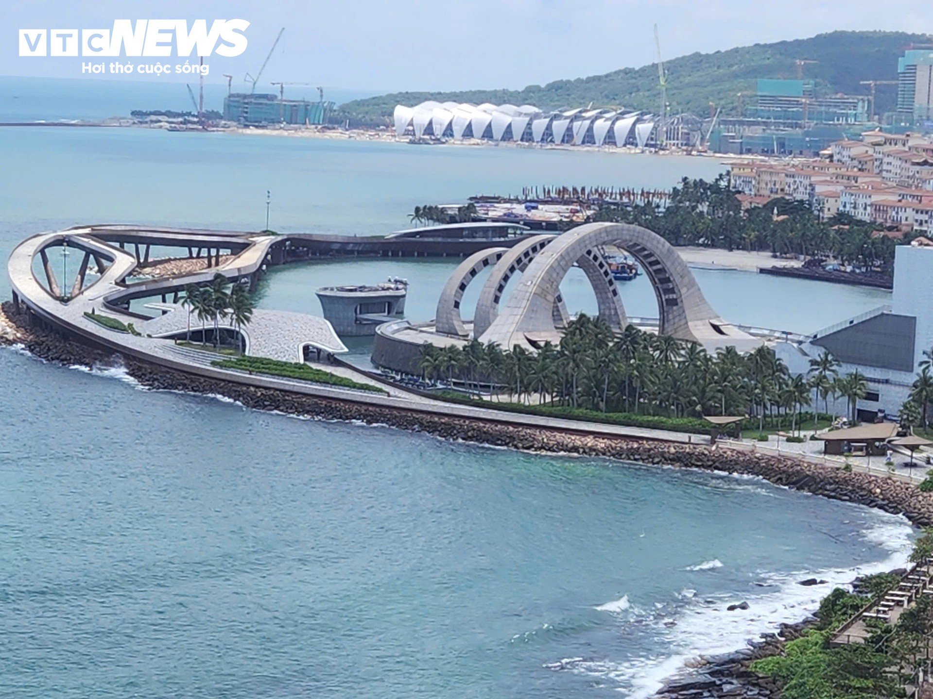 Hơn 15.500 kỹ sư, công nhân làm việc xuyên lễ 2/9 tại đại công trình APEC 2027 - 17