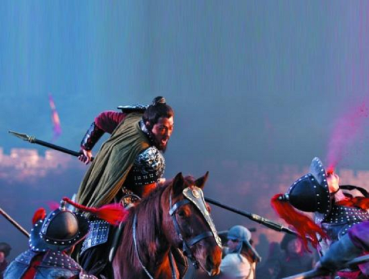 Lâm Xung dũng mãnh trên chiến trường.