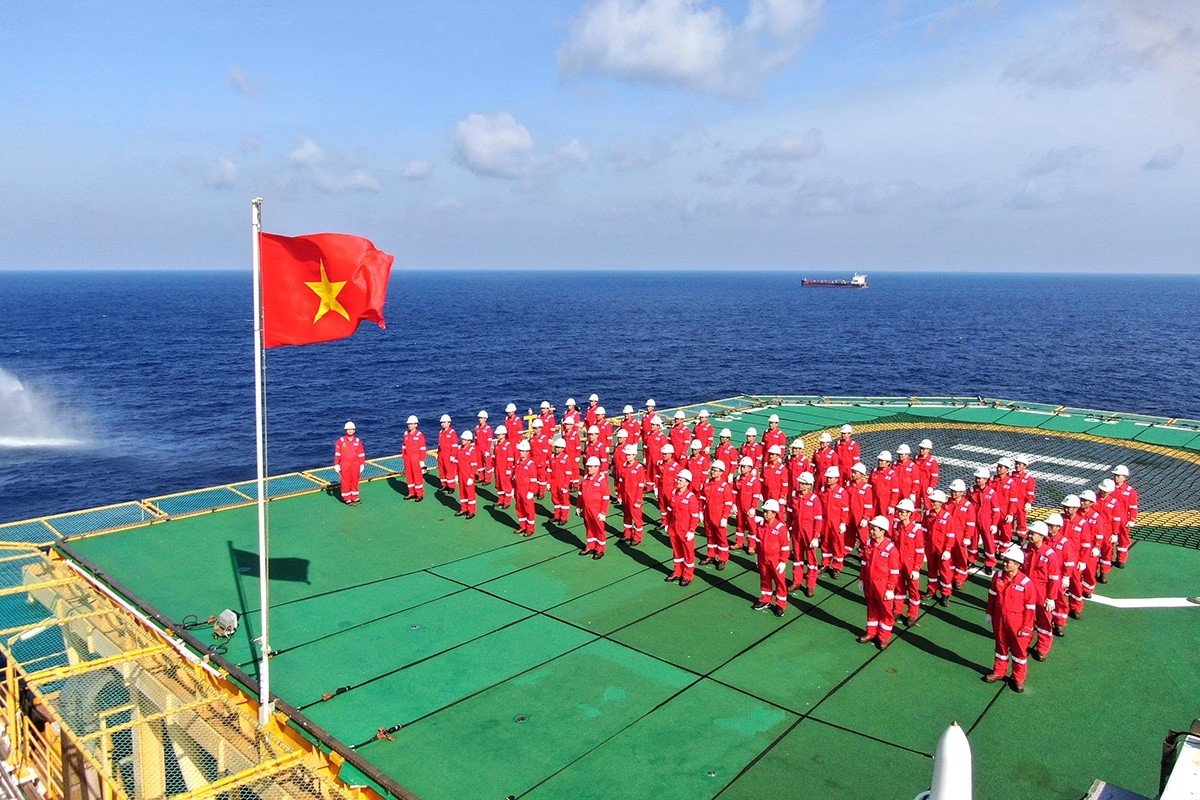 Tầm vóc của PETROVIETNAM trước hết được đo bằng những đóng góp cụ thể cho nền kinh tế