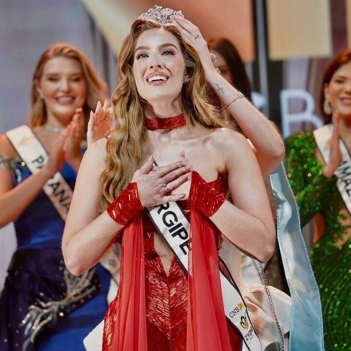 Người đẹp Gabriela Botelho (Brazil) đang là ứng viên sáng giá.