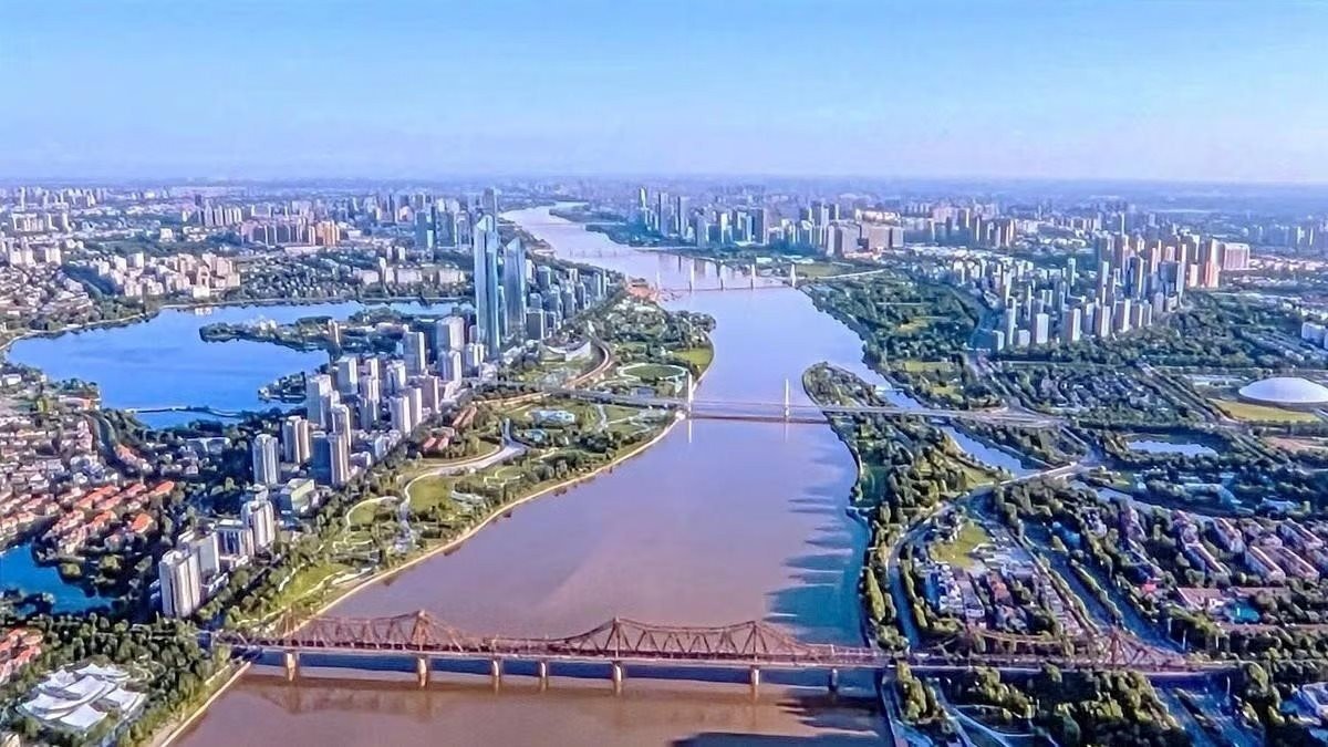 dai-lo-song-hong-1778480837-6051_11zon.jpg
