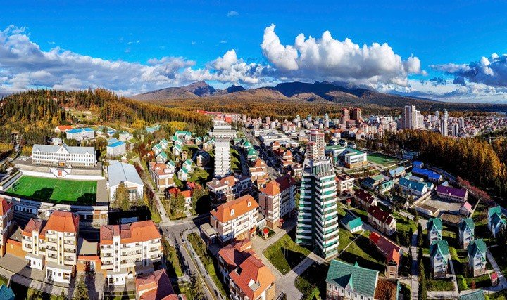 Samjiyon - thành phố có ngọn núi thiêng Paektu được Triều Tiên xem là “hình mẫu của nền văn minh hiện đại” với những khu nghỉ dưỡng và khách sạn hoạt động quanh năm.