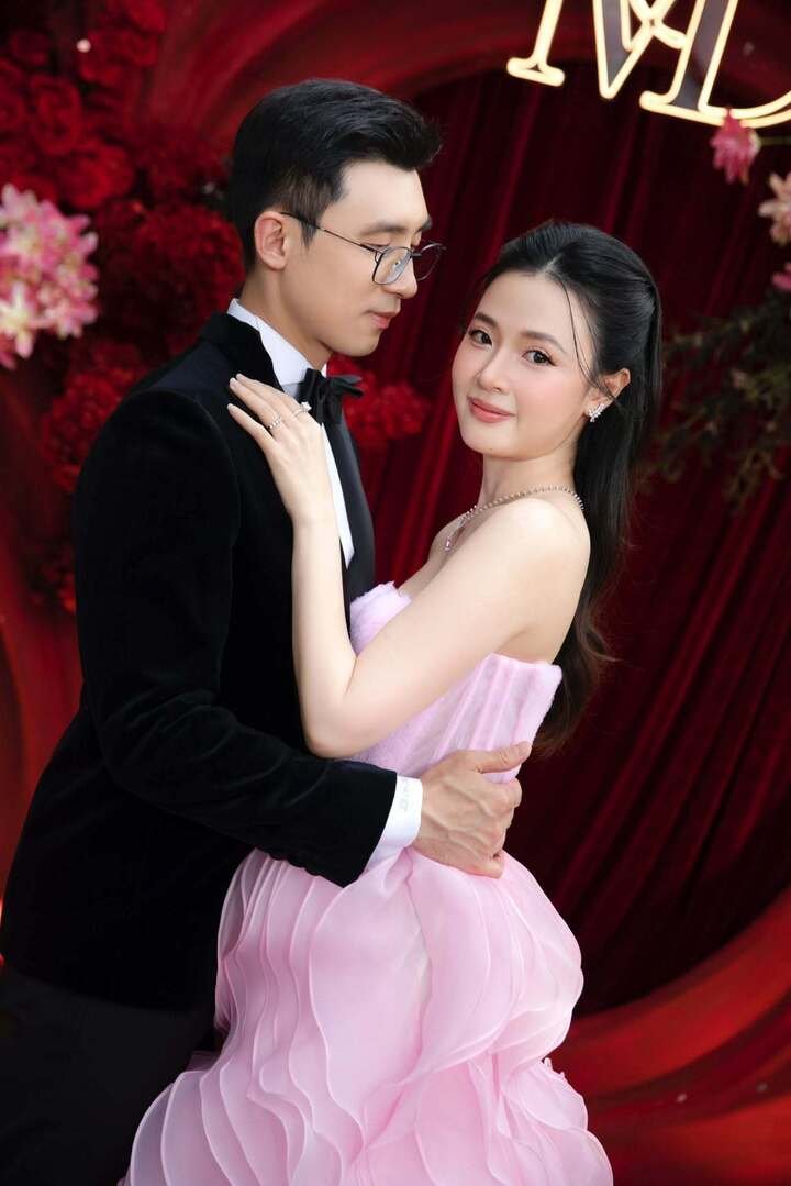 Midu viên mãn trong sự nghiệp lẫn hôn nhân.