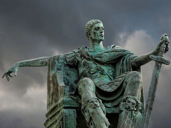 Constantine Đại đế là nhà chính trị luật hóa quy định 1 tuần có 7 ngày. (Ảnh: iStock)